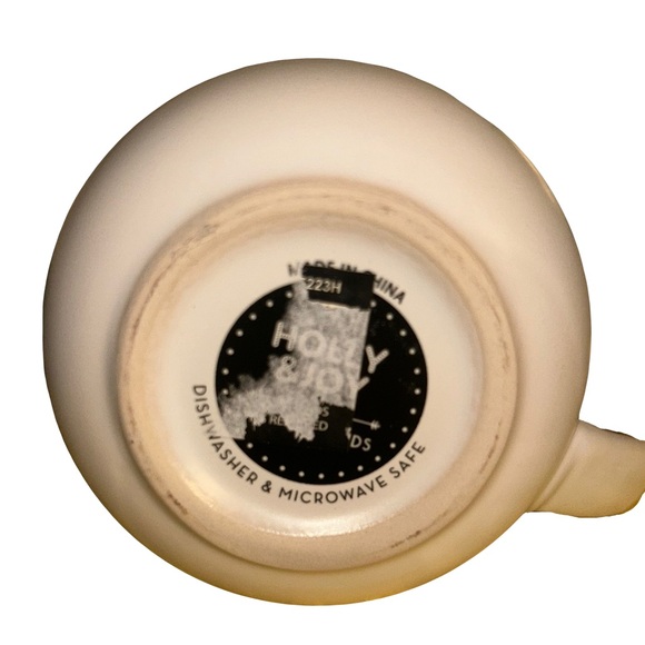 Pink Holly & Joy Nutcracker Mug - Picture 7 of 7